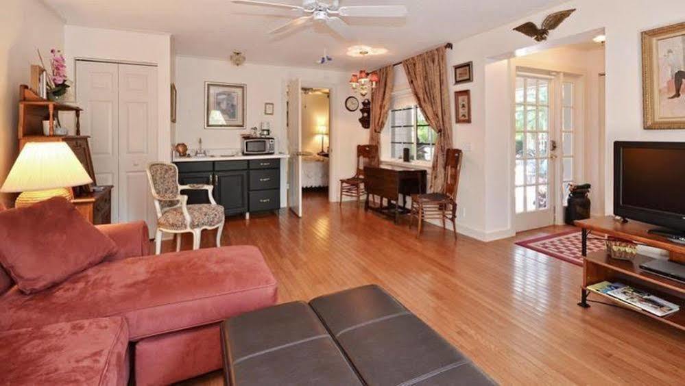 Sabal Palm House Bed And Breakfast Lake Worth Beach Εξωτερικό φωτογραφία